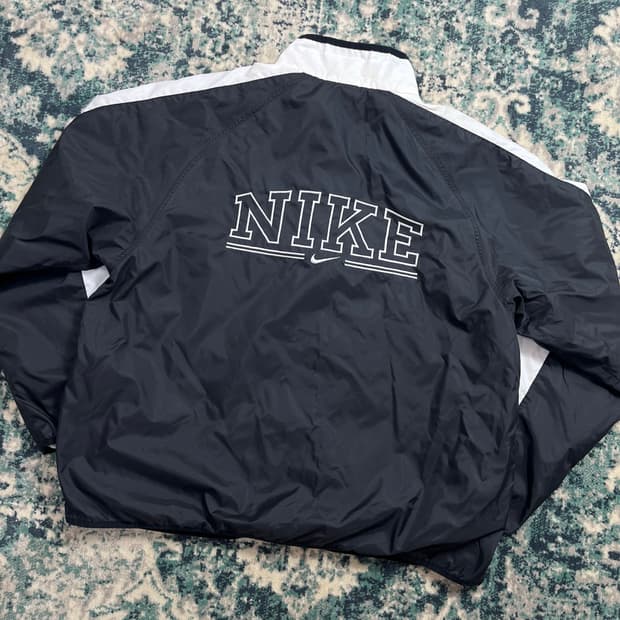 90s Nike 나이키 올드스쿨 스펠아웃 바람막이 (L-12/14)