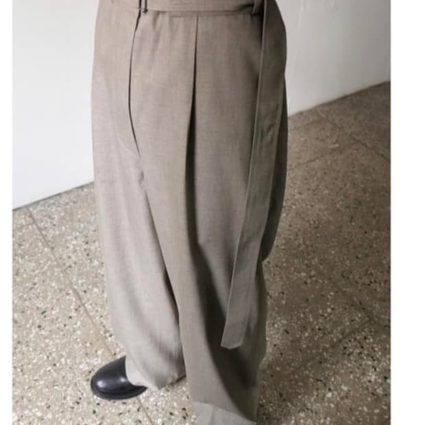 goi 고이 밸티드 팬츠 팝니다.