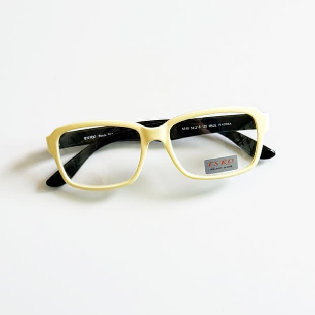 ESRO 아이보리&블랙 뿔테 스퀘어 빈티지 안경