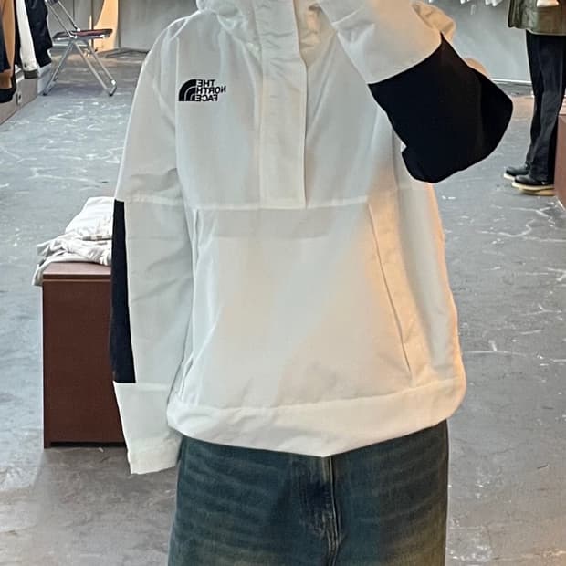 노스페이스 화이트라벨 뉴달톤 화이트 아노락 바람막이 H1455