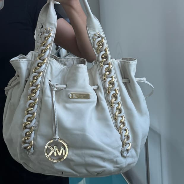 Michael Kors Chain Shoulder Bag