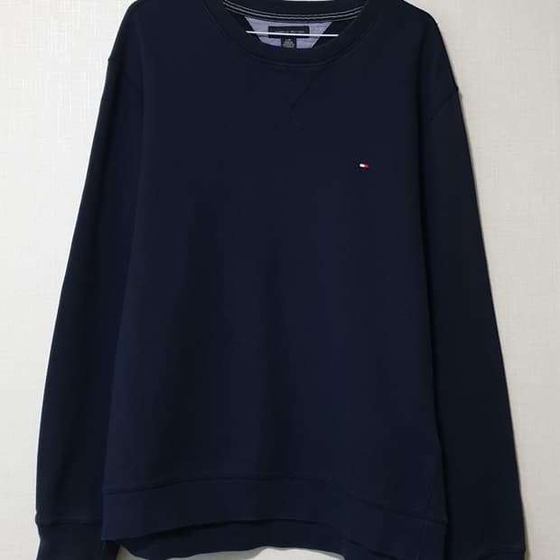 타미힐피거 맨투맨 긴팔티