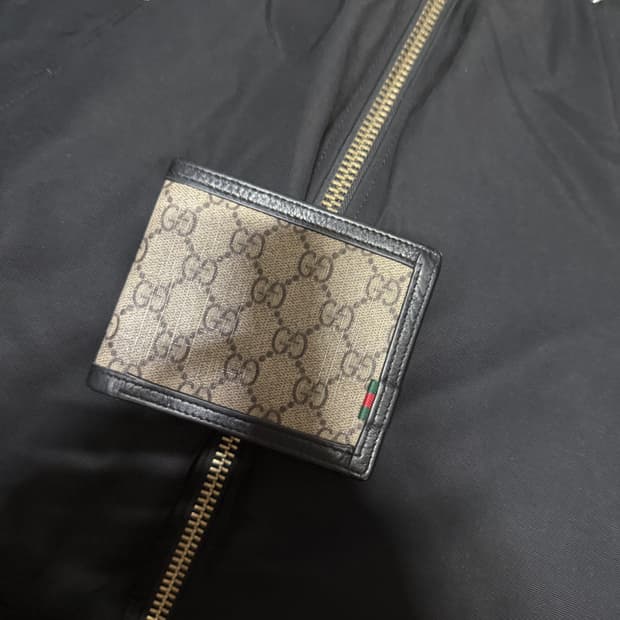 구찌 컨버스 반지갑