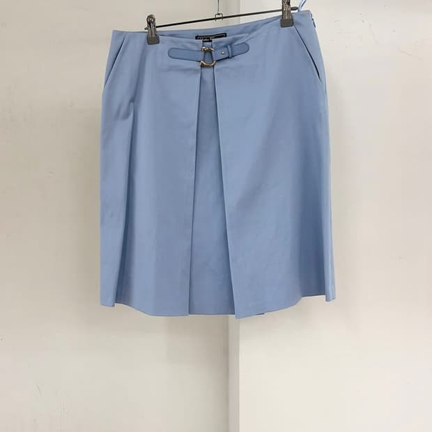 살바토레 페레가모 블루 플리츠 벨티드 미디 스커트