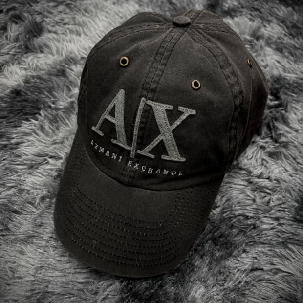 Armani Exchange 워싱 볼캡