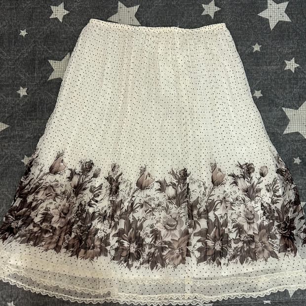 레스트로즈 미디 스커트