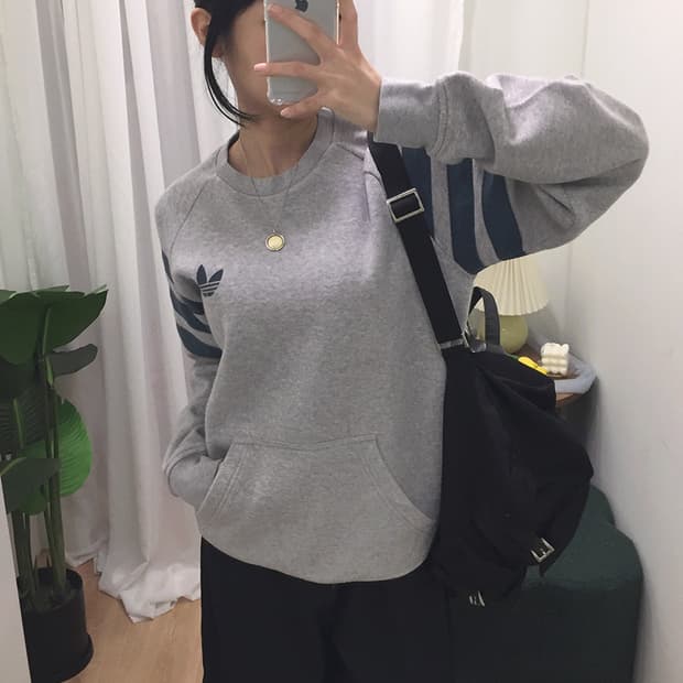 공용 아디다스 포켓 기모맨투맨 95