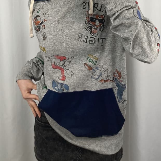 폴로 그레이 카툰 프린팅 후드티