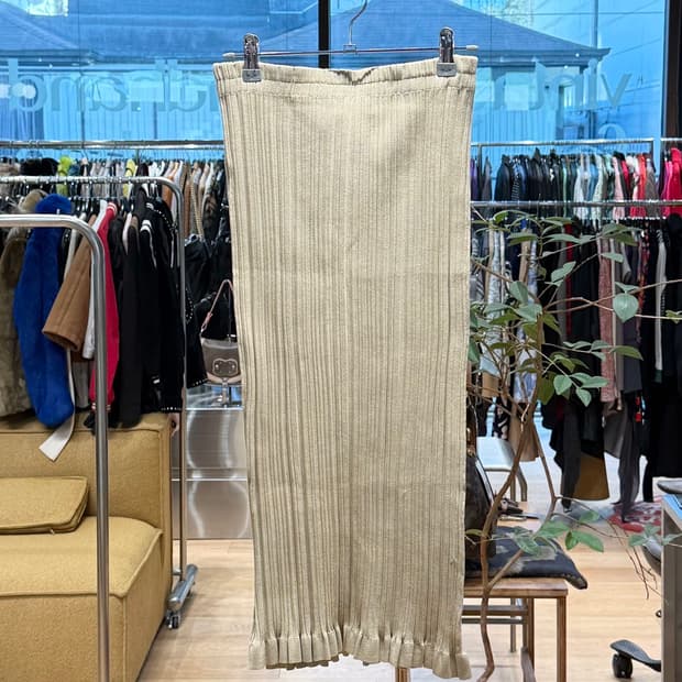 아크네 스튜디오 베이지 링컬 미디스커트