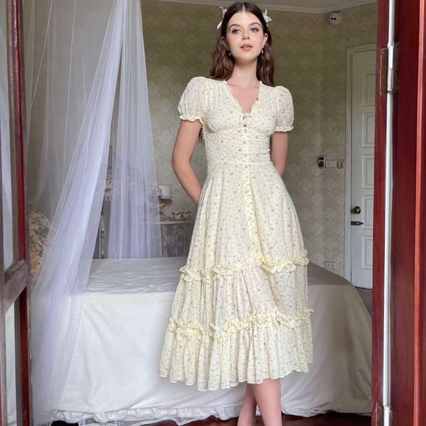 티파니스튜디오 플라워 롱 원피스 퍼프 반팔 프릴 휴양지원피스