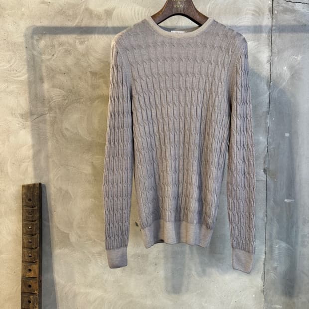 그랑사쏘 케이블 니트 100