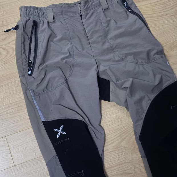 몬츄라 버티고 라이트 아웃도어 팬츠 M