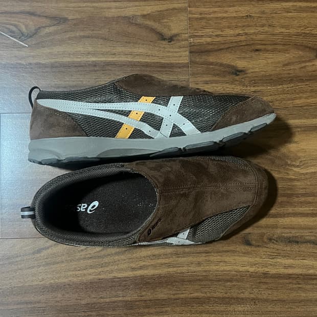 아식스 라이프워커 101 다크 브라운 베이지 - 3E 와이드