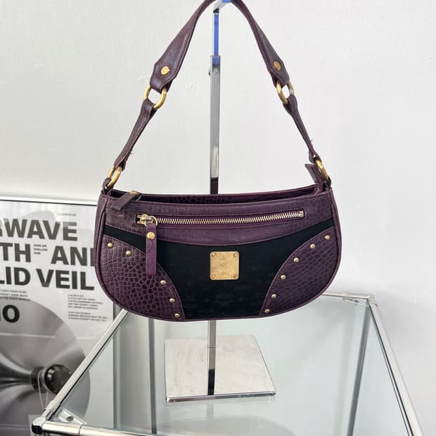 MCM 크로크 레트로 숄더백