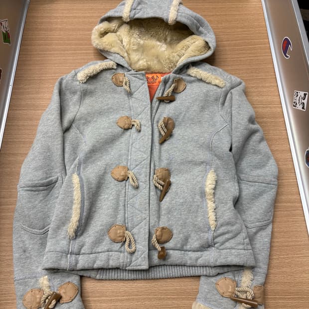 쥬시꾸뛰르 딱붙 더플후드집업