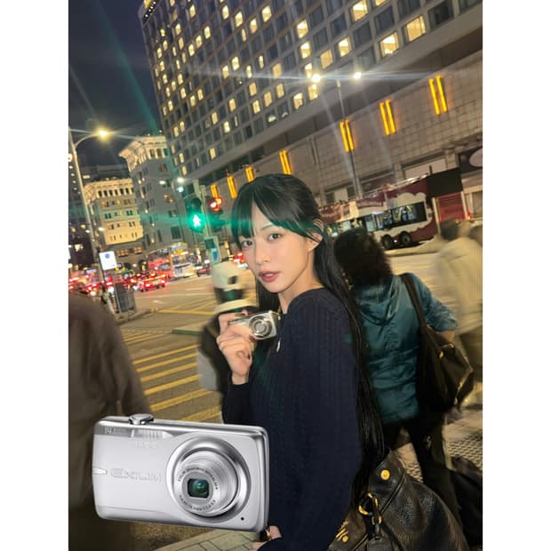 (이채영,아이사pick) 카시오 Exilim EX-Z550|빈티지디카