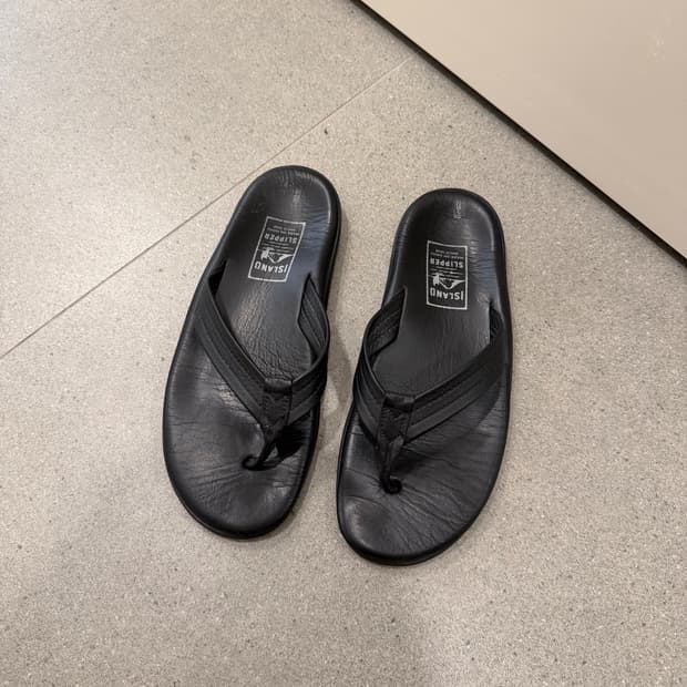 아일랜드 슬리퍼 클래식 레더 블랙