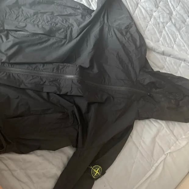 스톤아일랜드 바람막이m