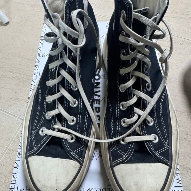 Jw앤더슨 컨버스 런스타하이크 280사이즈