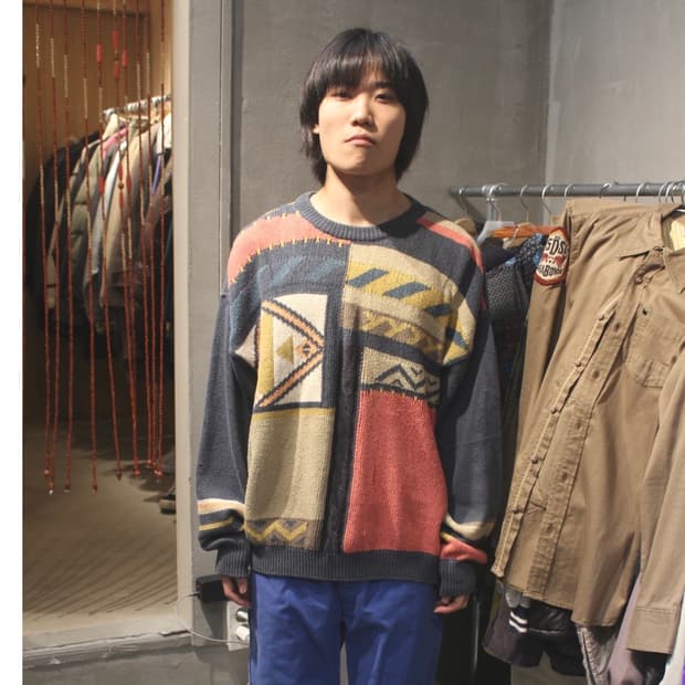 이태리 핸드크래프팅 자수니트