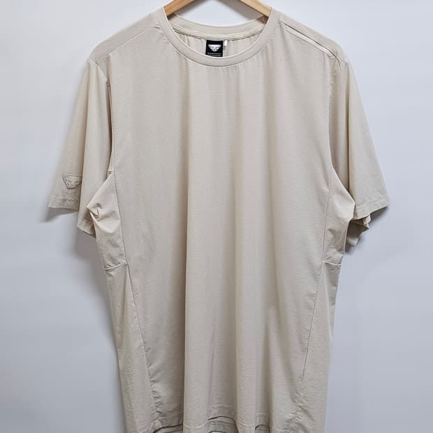 다이나핏 25ss 마스 기능성 반팔티셔츠 XL