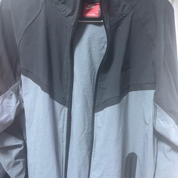 나이키 테크 윈드러너 S