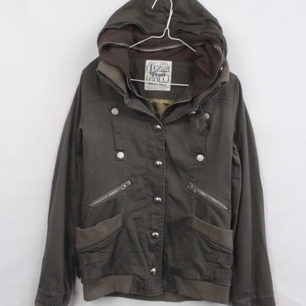 리즈리사 돌 자켓