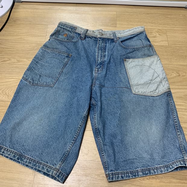 36)Rocawear 로카웨어 리버스포켓 올드스쿨 배기 데님 반바지