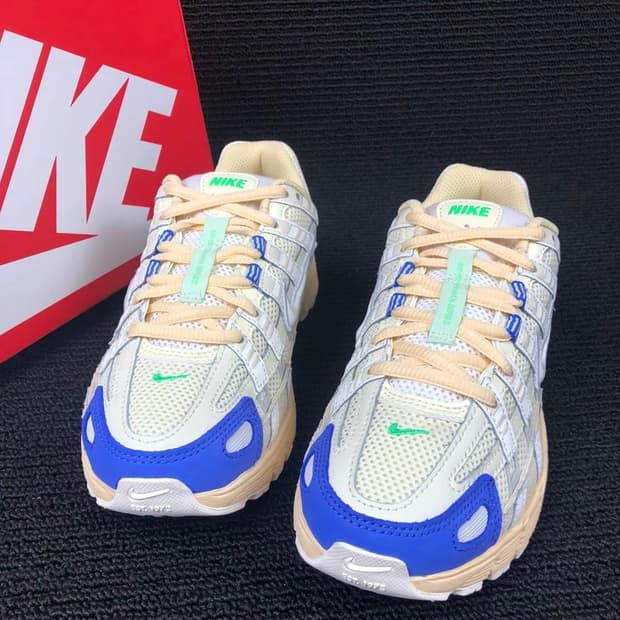 나이키 P6000 코코넛 밀크 미디엄 블루