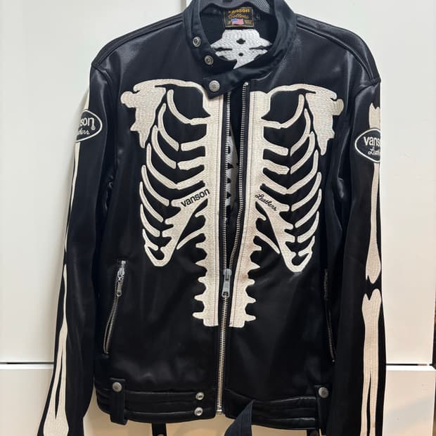 밴슨 스켈레톤 자켓