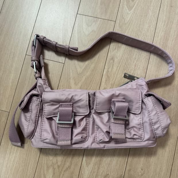 자라 핑크포켓가방