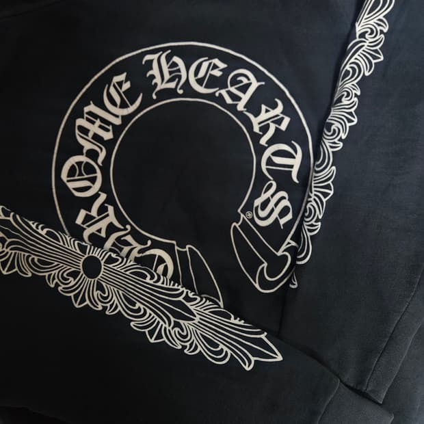 M 크롬하츠 홀스슈 플로랄 후드집업