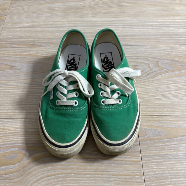 반스 에너하임 그린