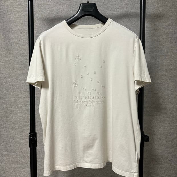 메종마르지엘라 넘버링 반팔 베이지 (XL)
