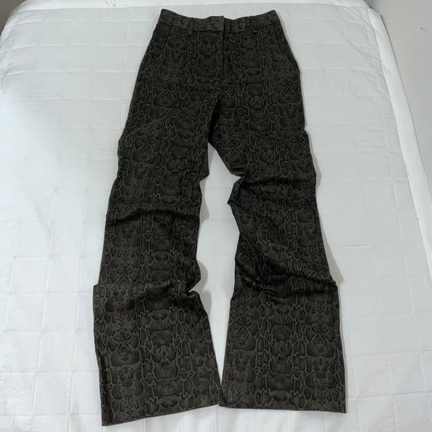 python bootcut pt