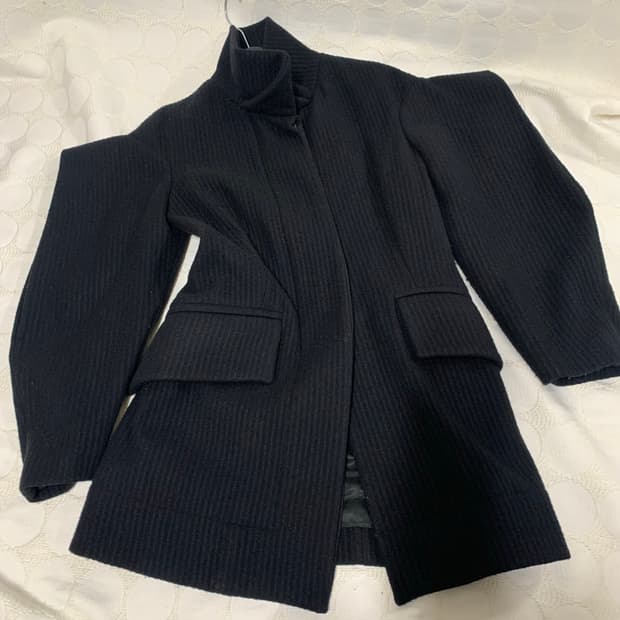 Vivienne Westwood 큰 퍼프 소매 코트