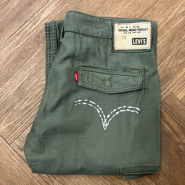 N125 리바이스 카고 퍼티그 팬츠