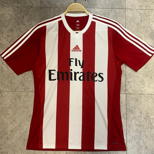 아디다스 스트라이프 축구 유니폼 레드 100 #csz2428