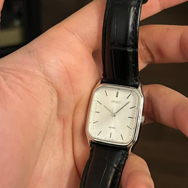 세이코 스피릿(세이코 탱크) 시계