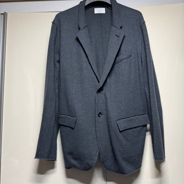 URU 테일러드 자켓