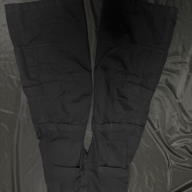 발렌시아가 립스탑 플레어카고