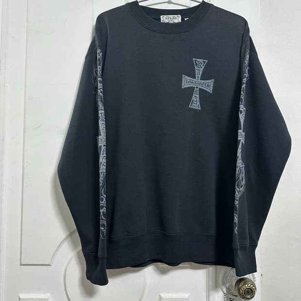 카르마 크로스 맨투맨