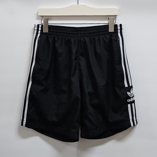 아디다스 락업 트렉쇼츠 L