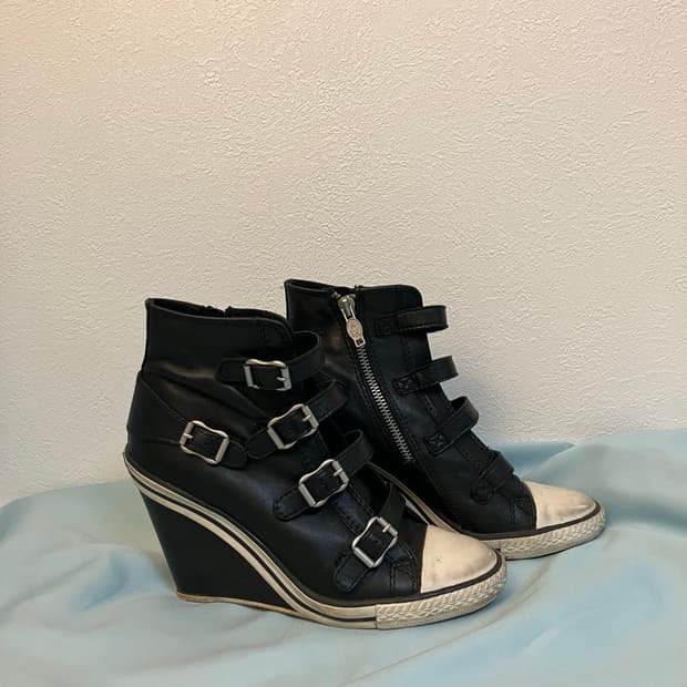 Ash 아쉬 블랙 웨지힐 버클 하이탑 스니커즈
