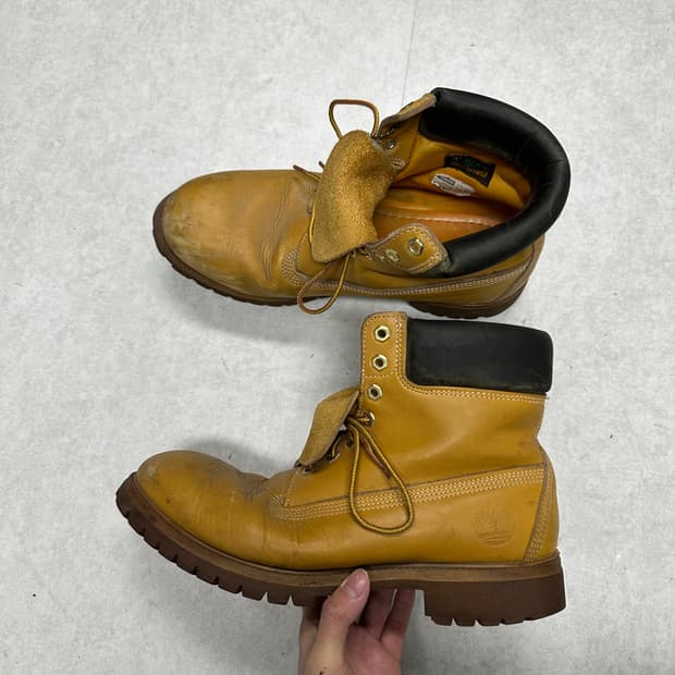 팀버랜드 6인치 누벅 부츠