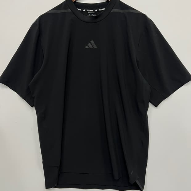 아디다스 반팔티