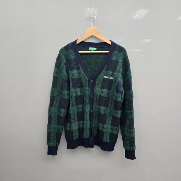 베네통 25FW 그린 체크 가디건