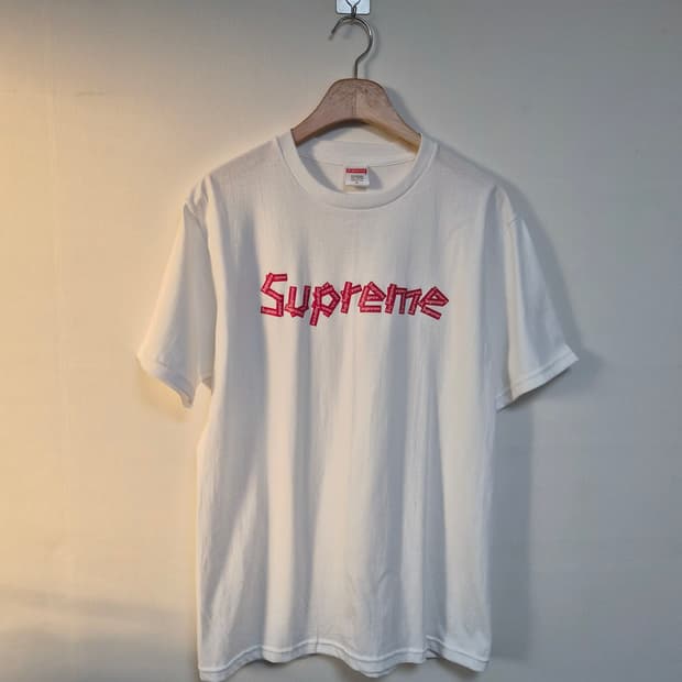 슈프림supreme 로고 티셔츠 M사이즈 - T62