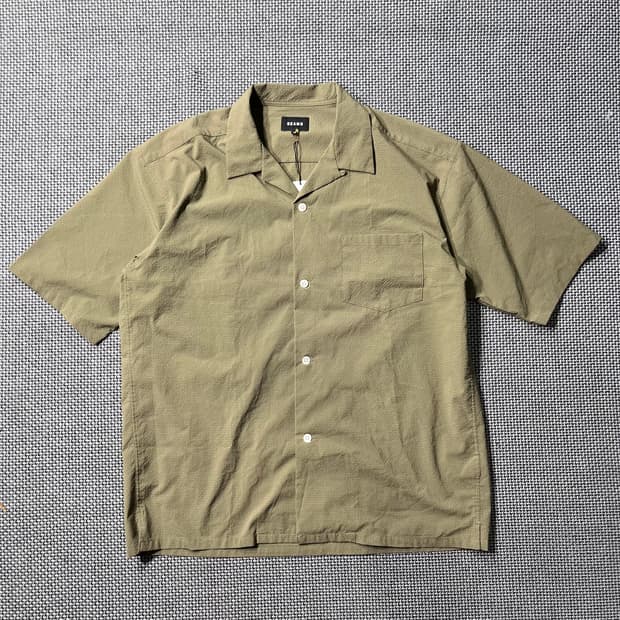 BEAMS 하프셔츠(M)