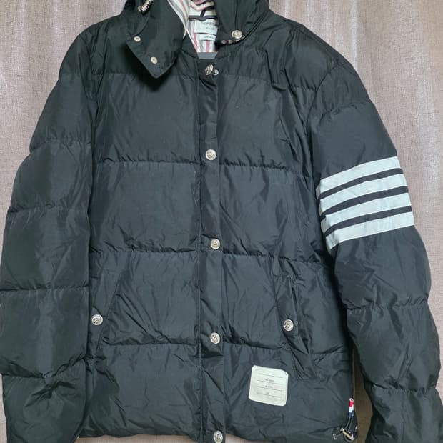 톰브라운다운패딩 100